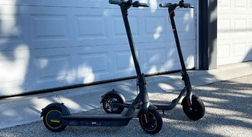Foldable Electric Scooter (350W) - New