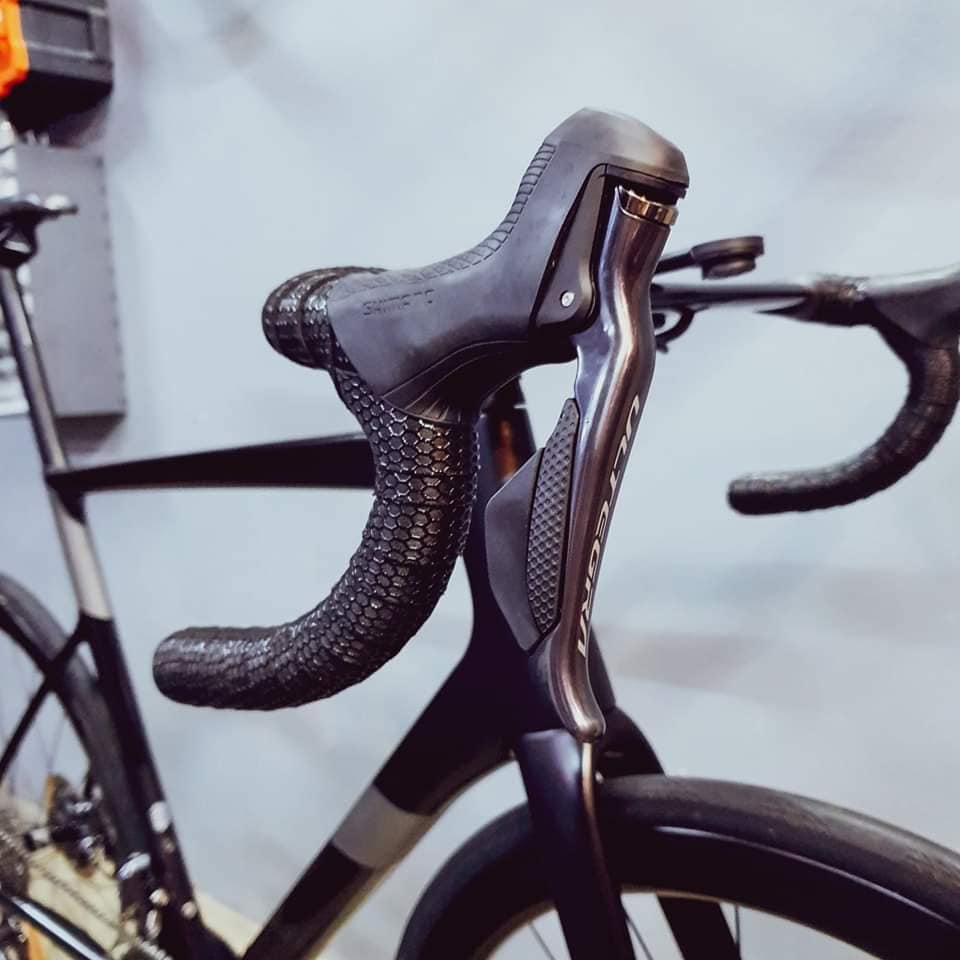 Cannondale SuperSix Evo bike (Size 58/XL, Like New)