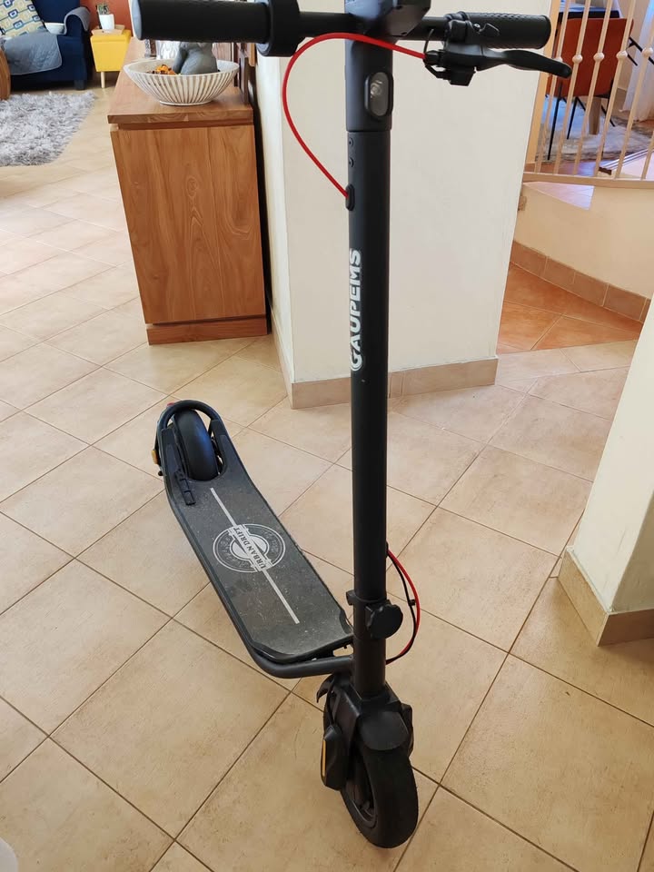 Electric Scooter - Used - Like New