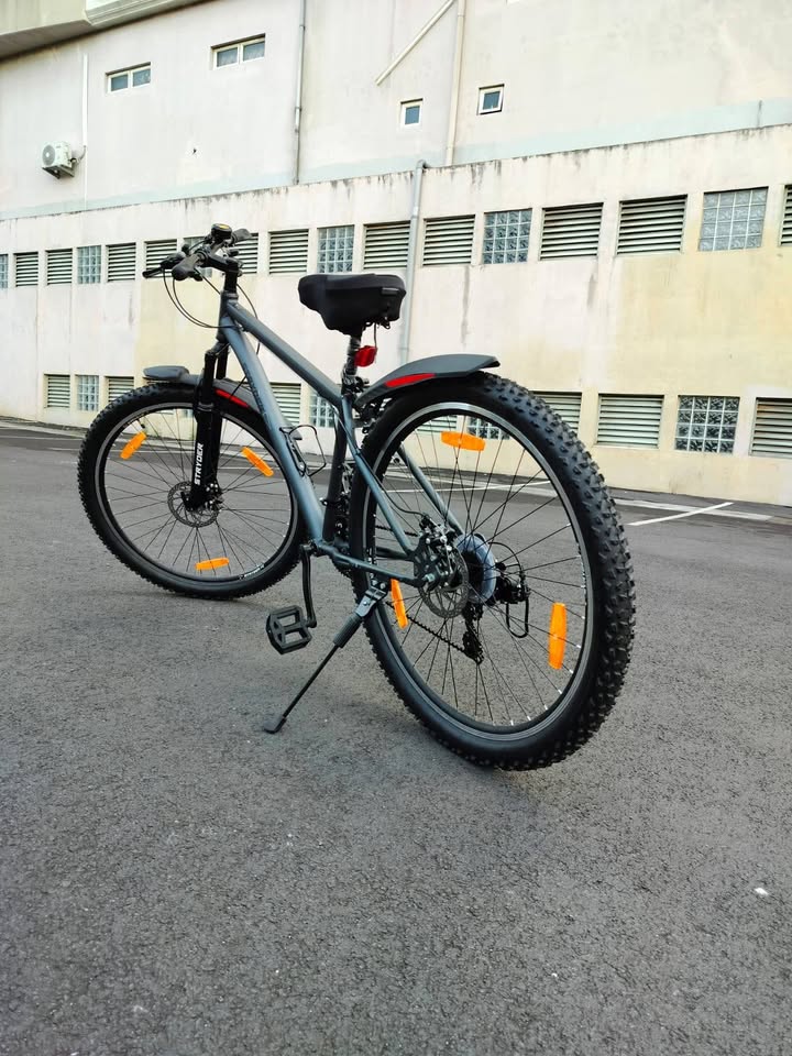 Tata 29" Mountain Bicycle with 21-Speed Gears