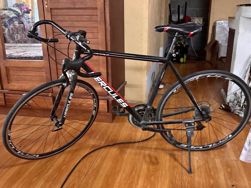Hercules Race Bike (Used)