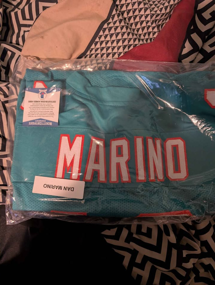 Dan Marino Autographed Jersey | Beckett COA | NFL Legend Collectible