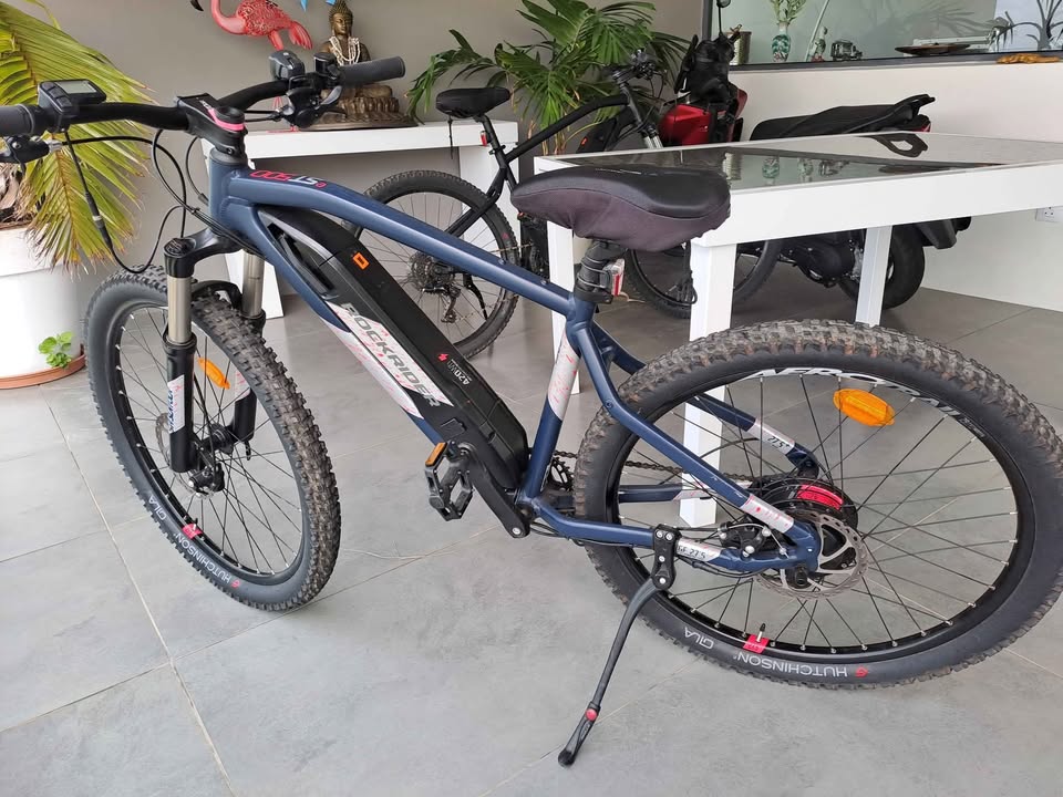 ST500 Electric Mountain Bike (Size M, Like New)
