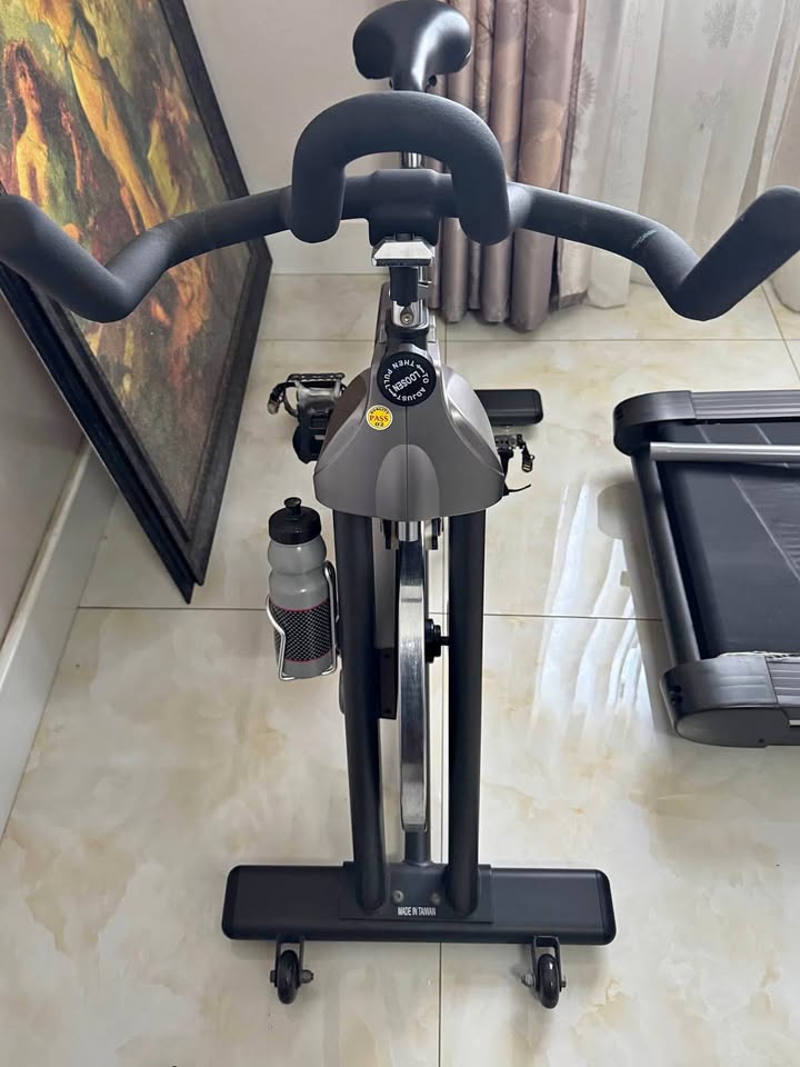 Exercise Bike (Like New)