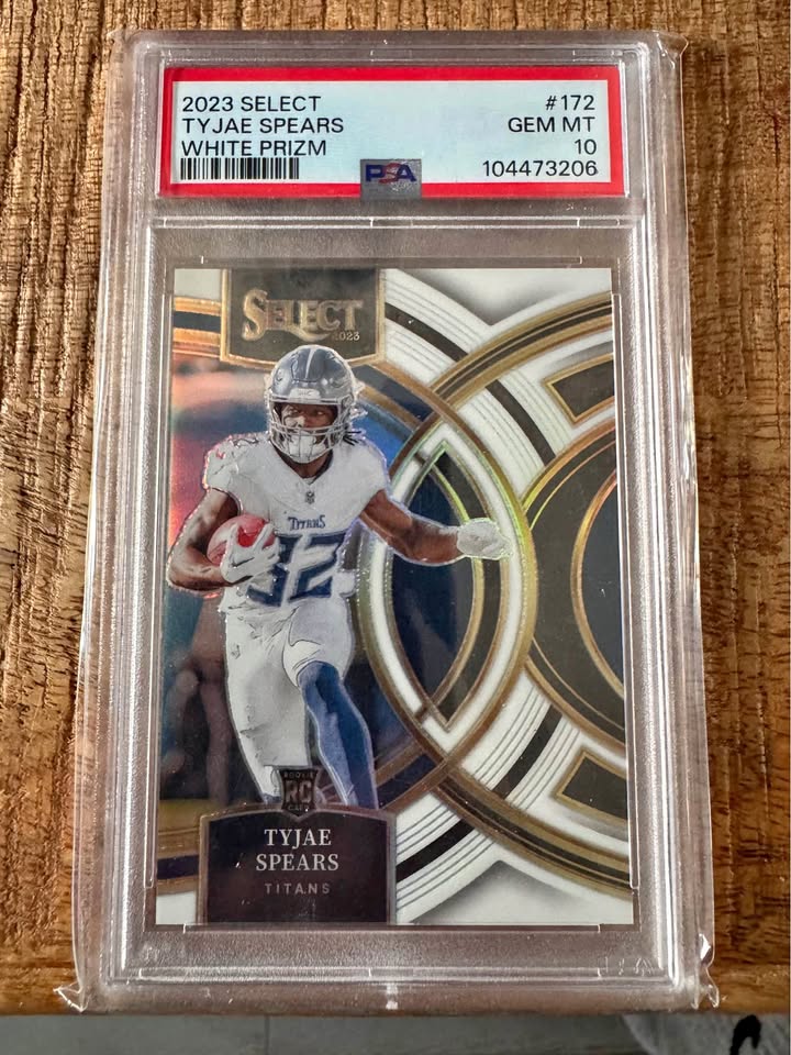Tyjae Spears 05/35 White Prizm Select Rookie PSA 10 – Premium NFL Collectible