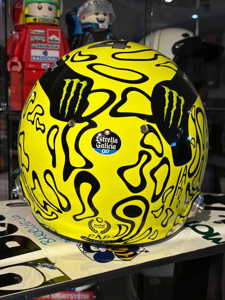 Lando Norris McLaren F1 1:1 Replica Helmet