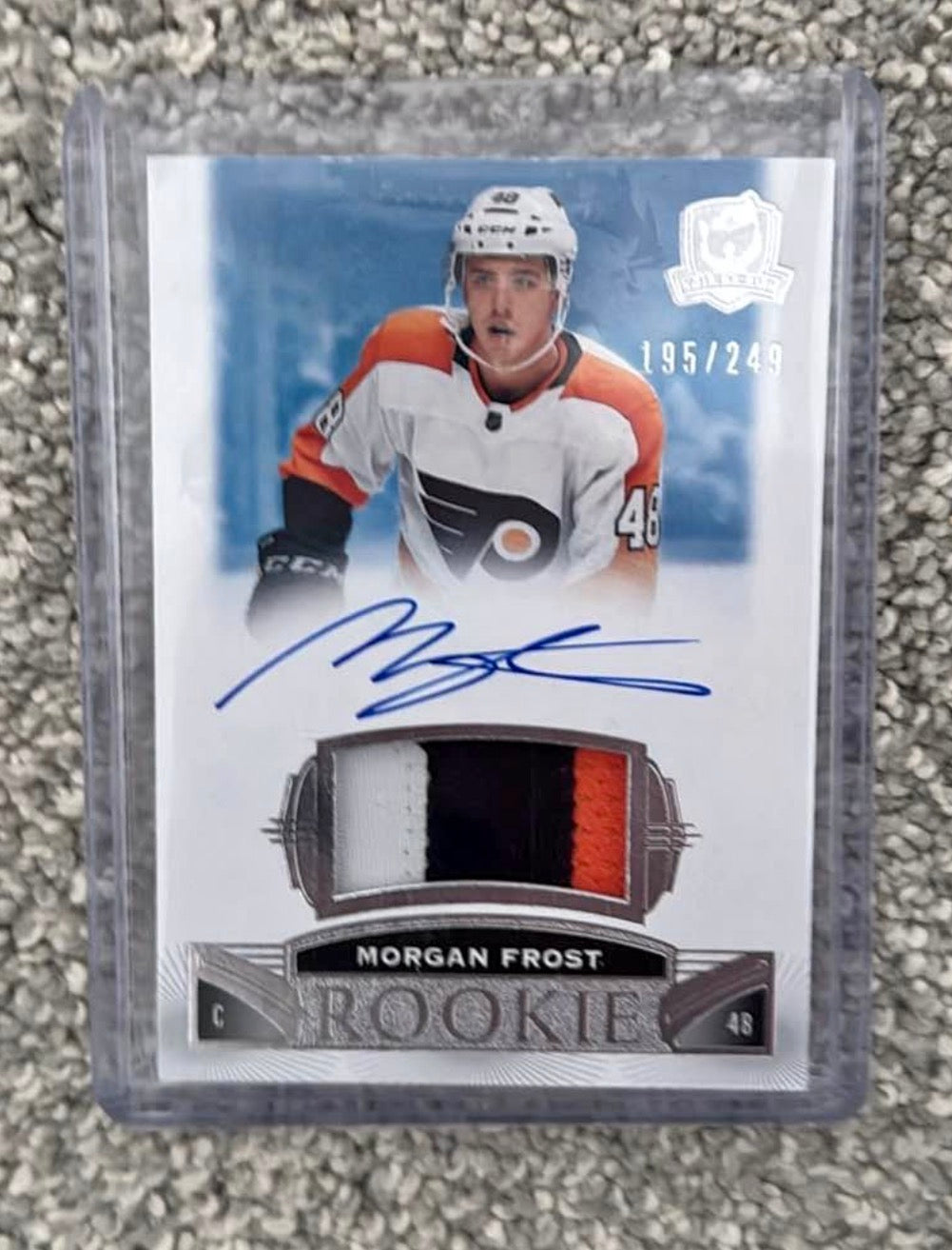Morgan Frost rookies auto patch 195/249 ￼￼