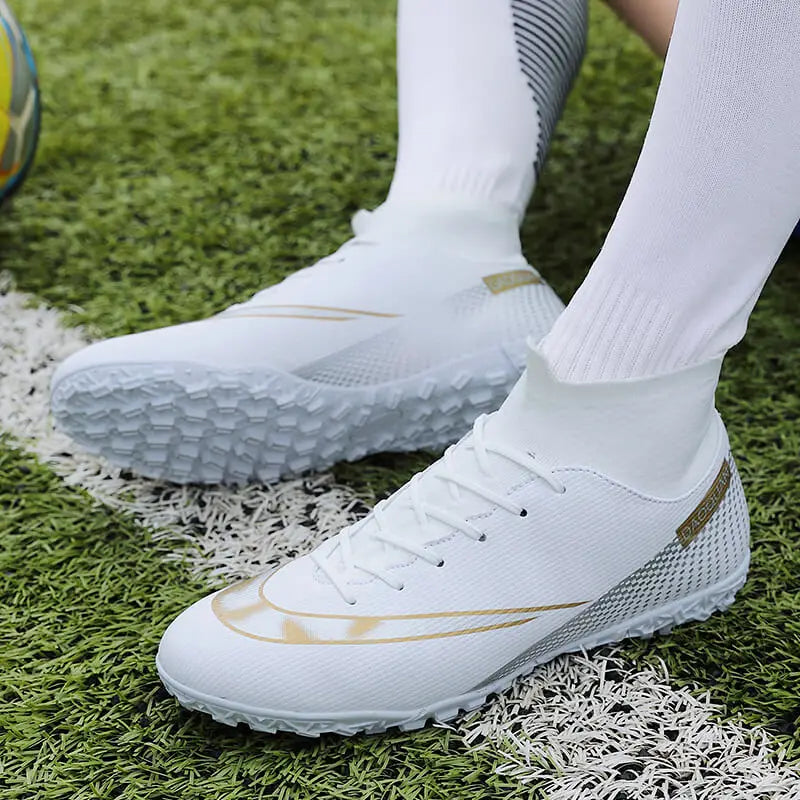 ⚽ Men's High-Cut Football Boots: Unleash Your Game with Assassin Chuteira TF/AG! 👟