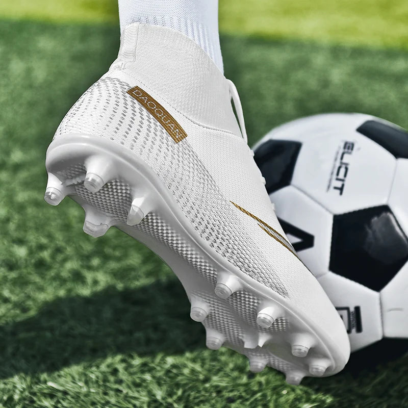 ⚽ Men's High-Cut Football Boots: Unleash Your Game with Assassin Chuteira TF/AG! 👟